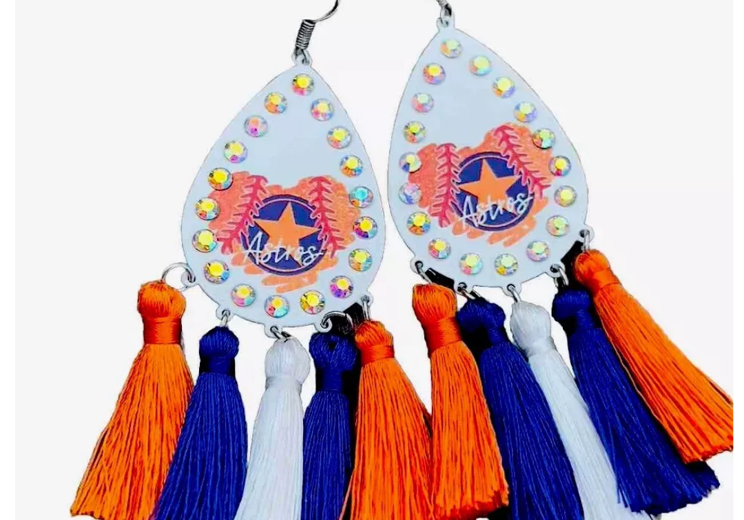 Baseball_Tassel_dangle_Earrings.png
