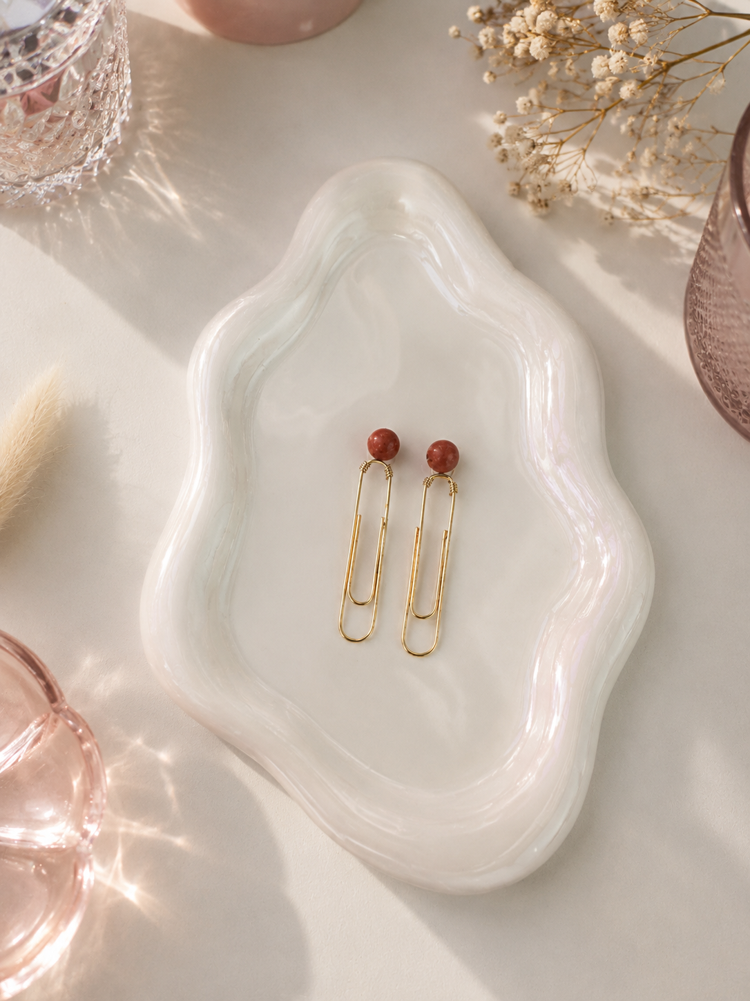 Natural Stone Paperclip